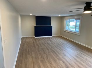 12572 Prospect Rd, Strongsville, OH 44149