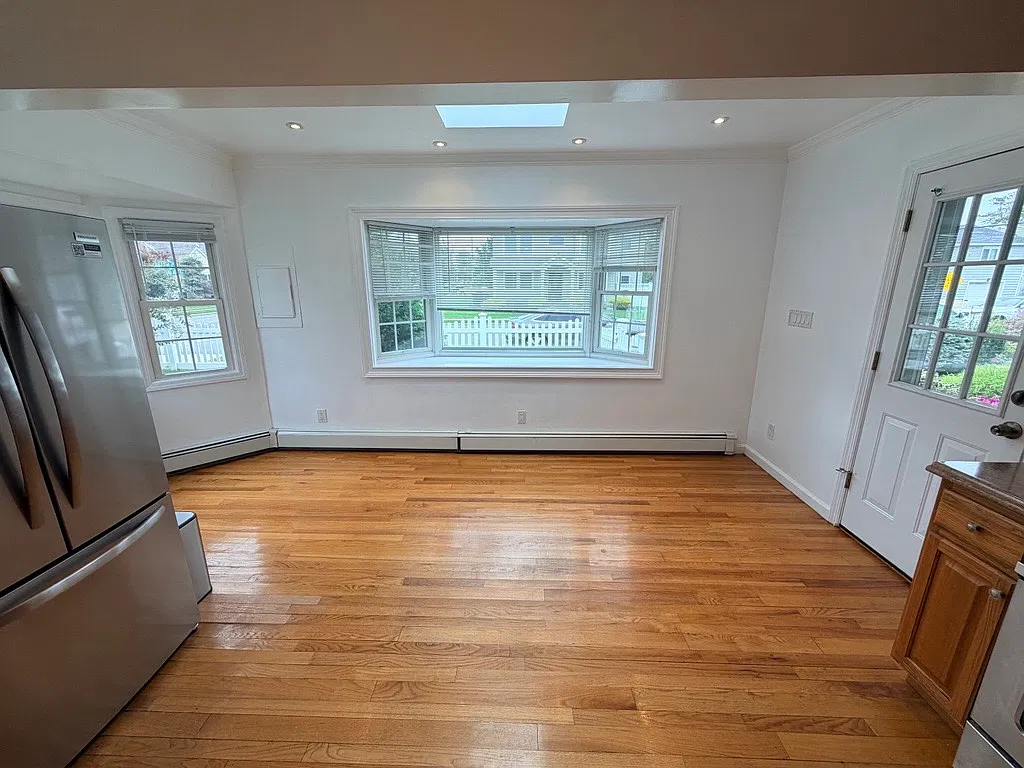 1 bed, 1200 sqft, $2,600 — Photo 3
