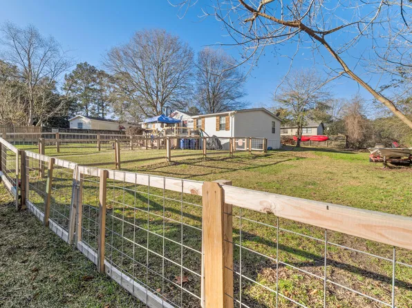 107 Ellis St, Leesville, LA 71446