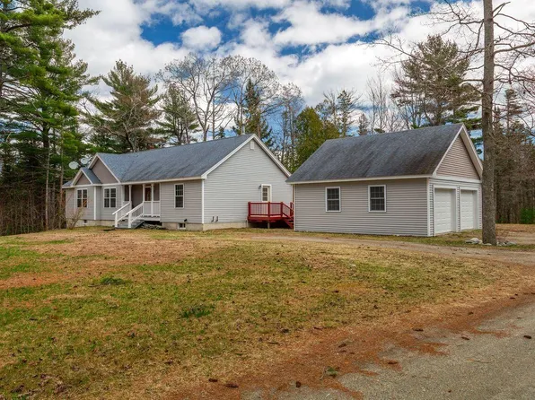 25 Kennel Brook Drive, Lamoine, ME 04605