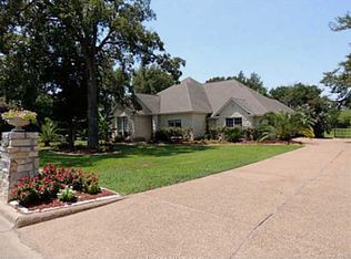 9214 Lake Forest Ct N #N, College Station, TX 77845
