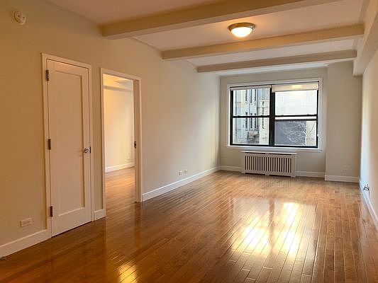 3rd image of 400 E 58th St APT 2J