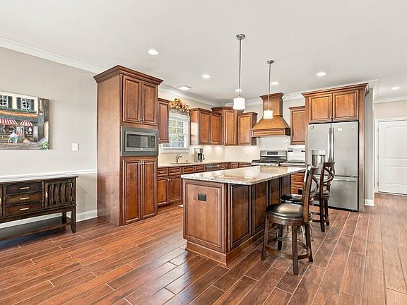 5th image of 6453 Spring Haven Trce