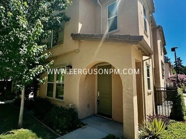 2525 Villa Terrace Ln, Sacramento, CA 95825