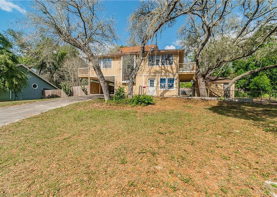 1st image of 34665 Dogwood Dr