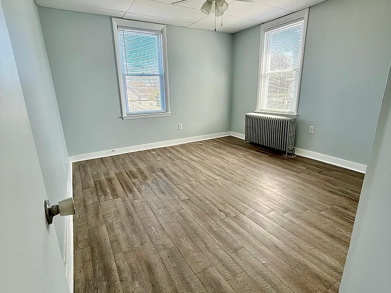 242 Washington Blvd #1/2 — Photo 24