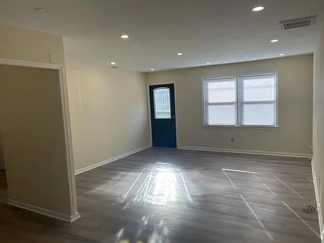 215 Northview Dr — Photo 36