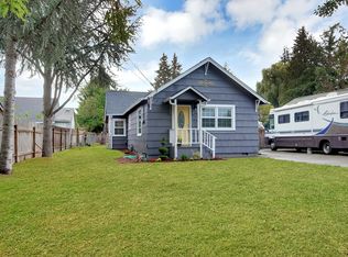 405 14th St SW, Puyallup, WA 98371