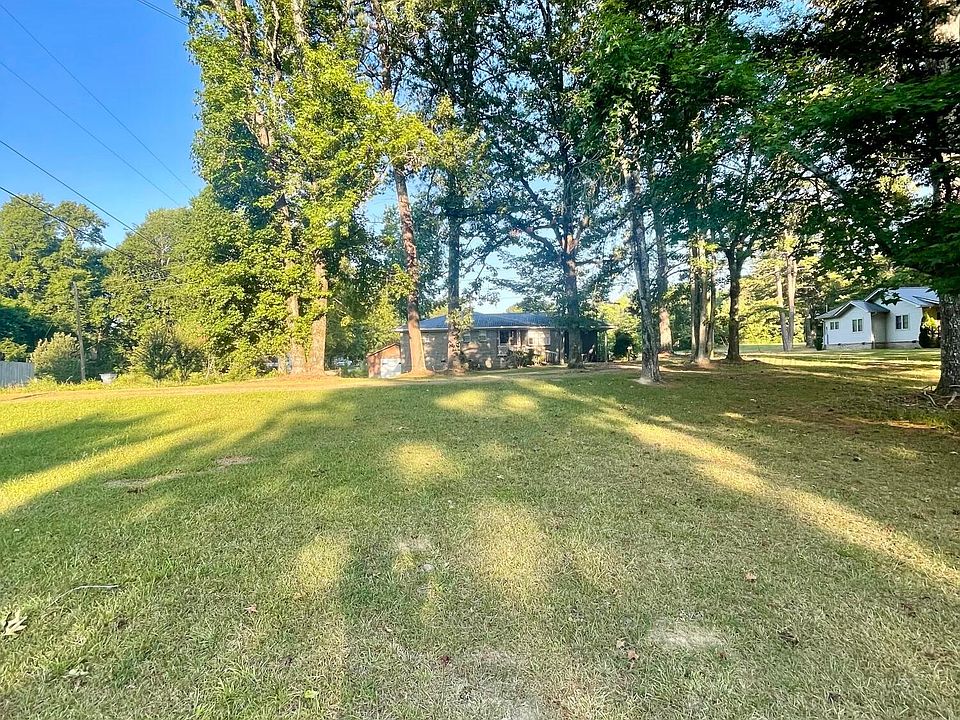 2nd image of 1000 Gardners Gin Rd
