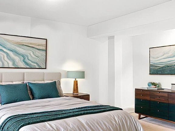 3rd image of 1310 Putman Ave #1