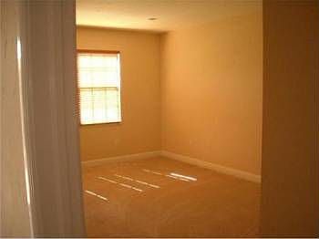 5th image of 7592 Old Thyme Ct