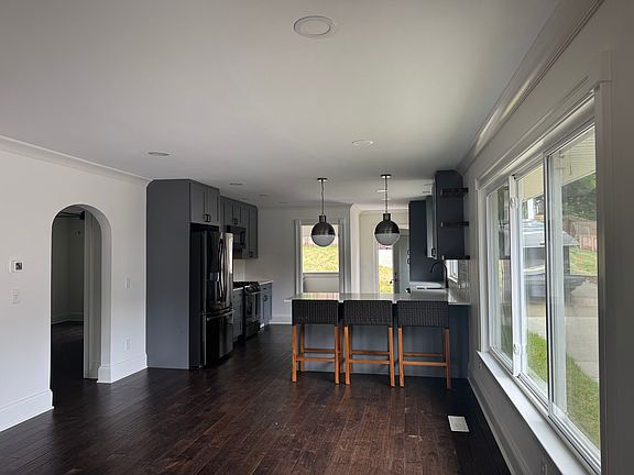 3rd image of 2903 Berkley Dr
