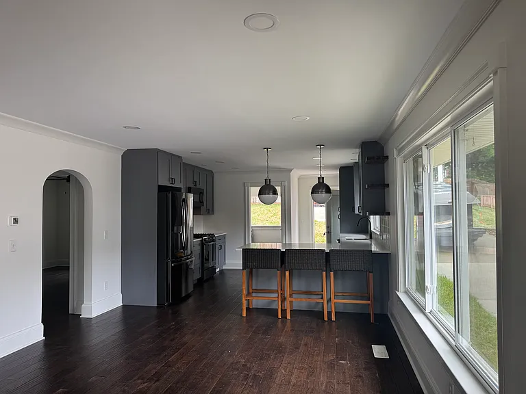 2903 Berkley Dr — Photo 3