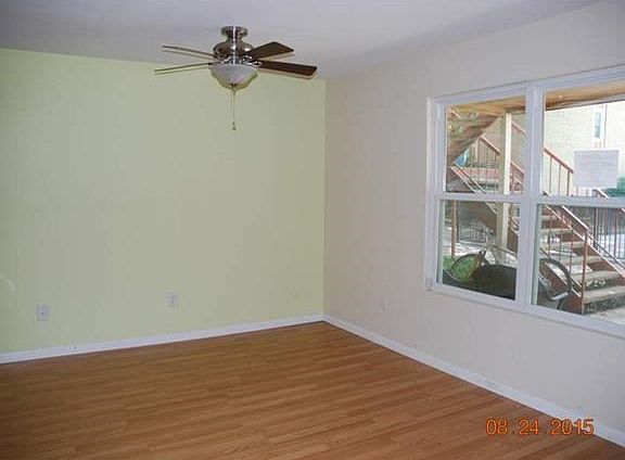 5th image of 2450 Ashdale Dr #D-116