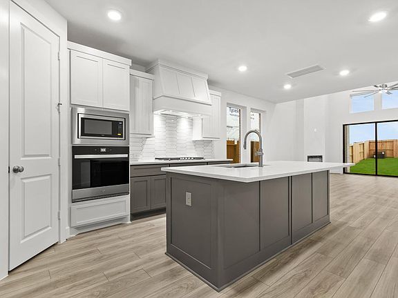 4th image of 31919 Burkett Crest Ln