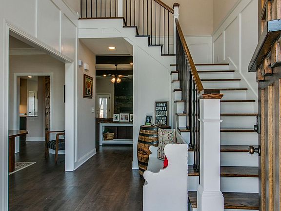 4th image of 1313 Easthaven Dr