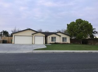 4805 Via Fontenelle Dr, Bakersfield, CA 93308
