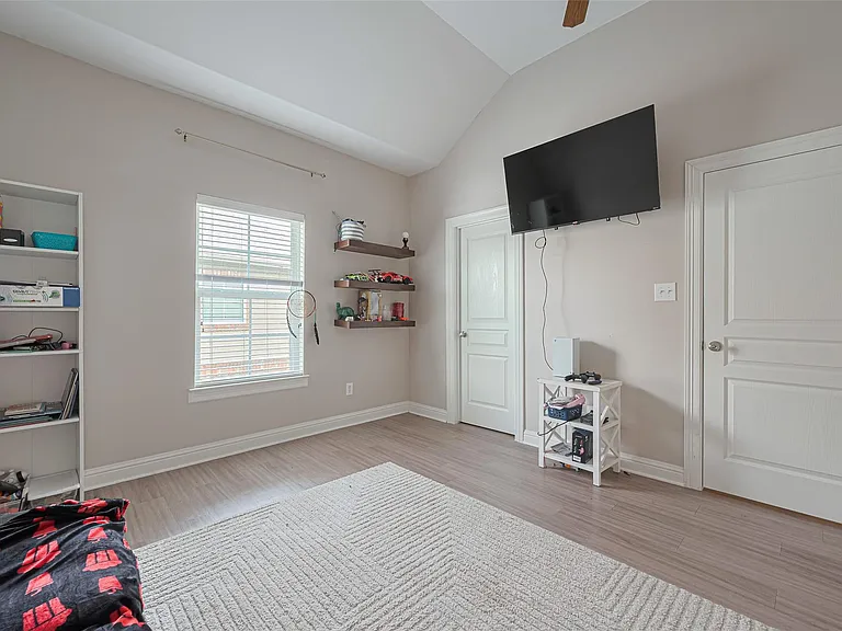 24 Versante Ct — Photo 7