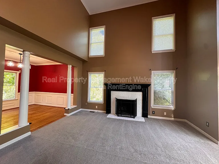 102 Powder Mill Ct — Photo 14