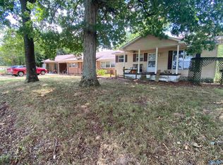 878 Arlington Rd, Arab, AL 35016