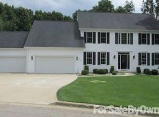 6498 Pepperidge Cir, Portage, MI 49024