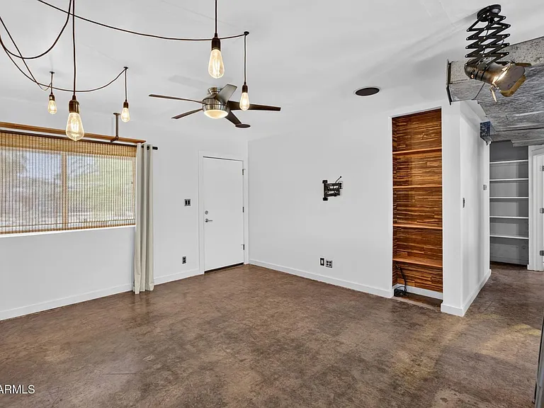 346 E Papago Dr — Photo 9