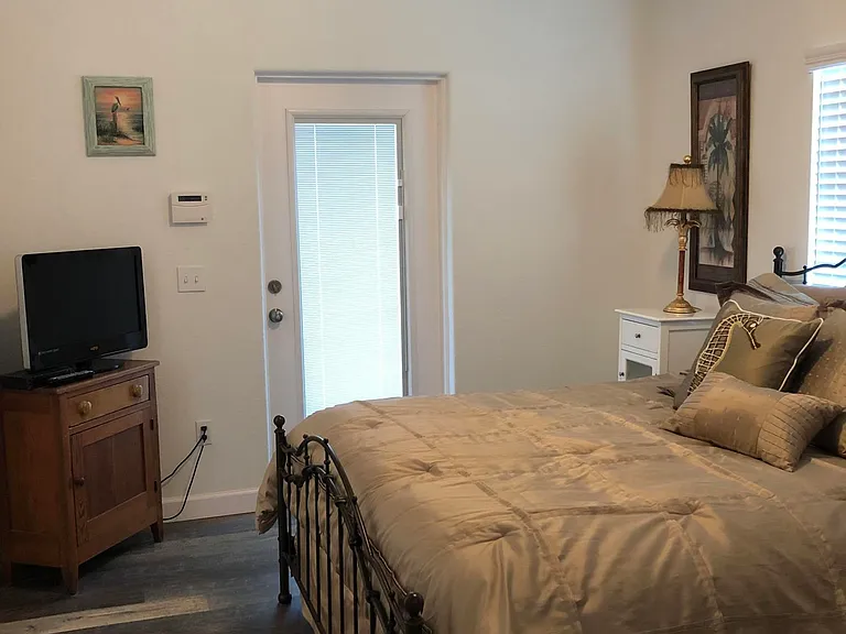 1555 S Banana River Dr — Photo 18