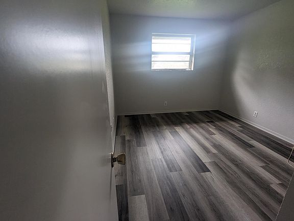 5th image of 7081-7087 Terrell St #7083