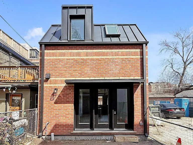 363 Euclid Ave #LANEWAY — Photo 33