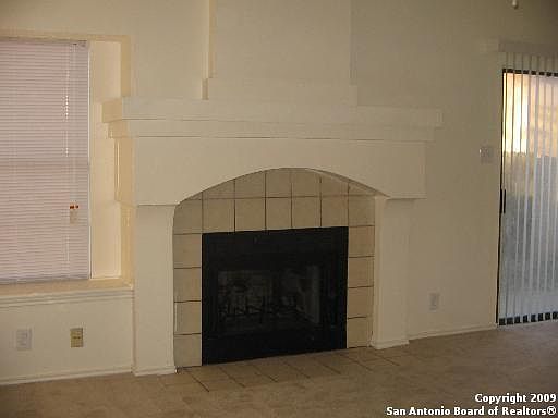 4th image of 3092 BEACON FIELD DR