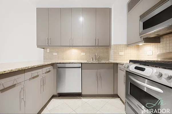 Rented by Mirador Real Estate | media 5