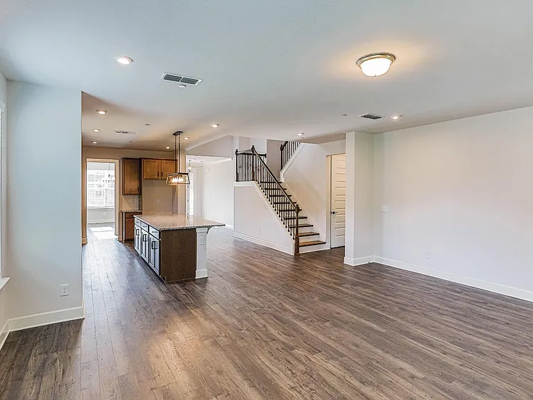 5032 Ozment Dr — Photo 20