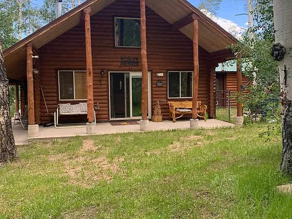 10928 County Road 271, Robertson, WY 82944