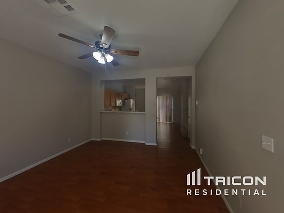 3rd image of 878 Blue Rosalie Pl