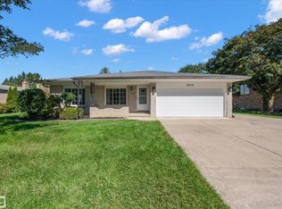 5075 Caraway Dr, Sterling Heights, MI 48314