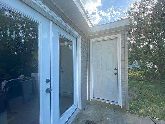Double back door & storage