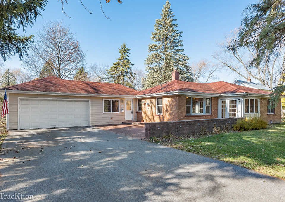 1st image of 1N760 Macqueen Dr