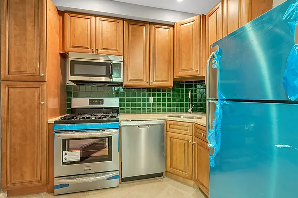 Rented by MNS | media 12