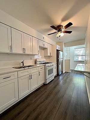 1st image of 2735 Mill Ave Floor 1