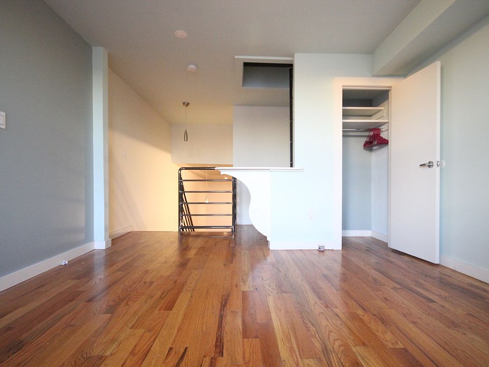 1st image of 227 Wyckoff St #3L