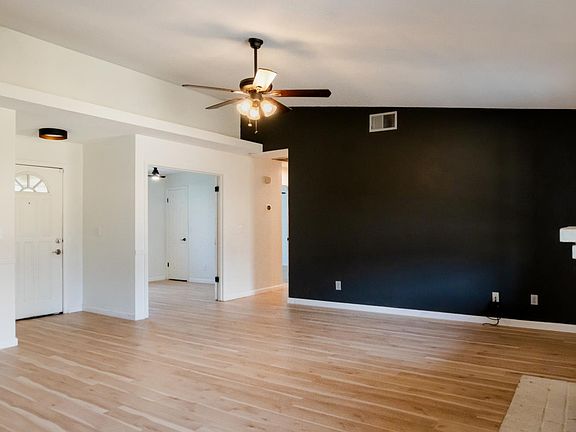 3rd image of 5430 W Fedora Ave