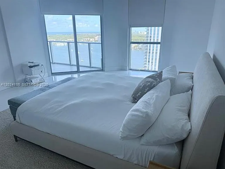 17301 Biscayne Blvd #2305 — Photo 13