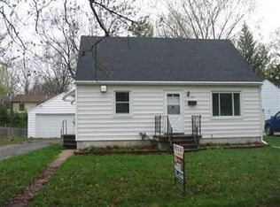 2910 Lorraine Ave, Kalamazoo, MI 49008