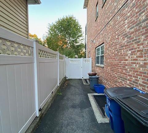 3rd image of 234 E 239th St #B