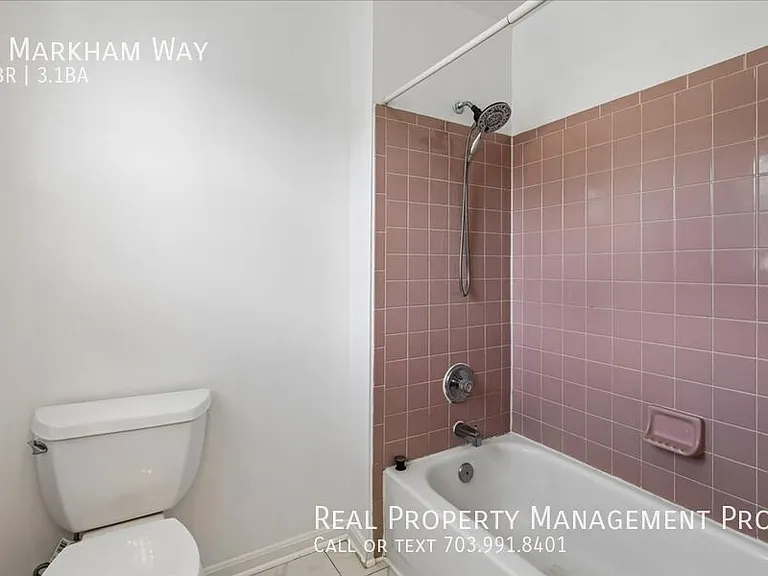 4 Markham Way — Photo 45
