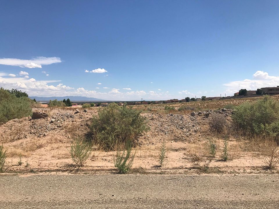 2nd image of Sage Rd SW