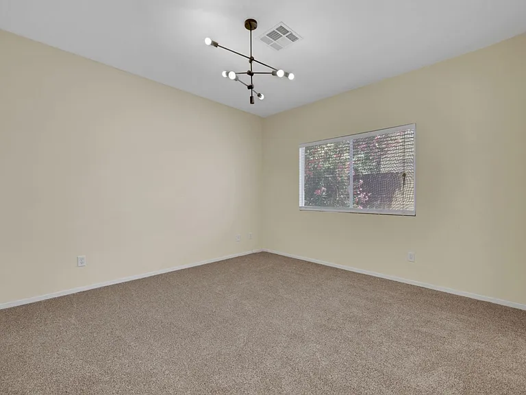 10356 Rocky Waters Ave — Photo 13