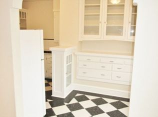 Darling Kerns Two-Story Apartment with Spiral Staircase!, Portland, OR 97232