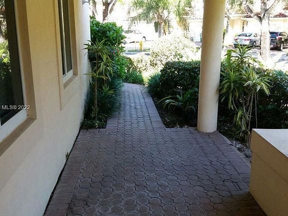 5th image of 10136 NW 43rd Ter #10136