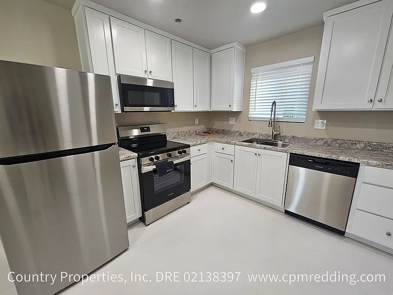 2122 Marlene Ave — Photo 8